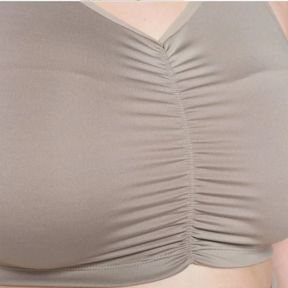 Reebok Studio Ruched Cropped Tank Top (Plus Size) 4X - Picture 4 of 6